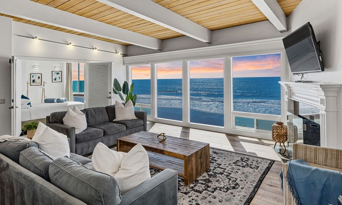South Oceanside House | Beachfront Family Home with Ocean Views and Pet-Friendly Stays