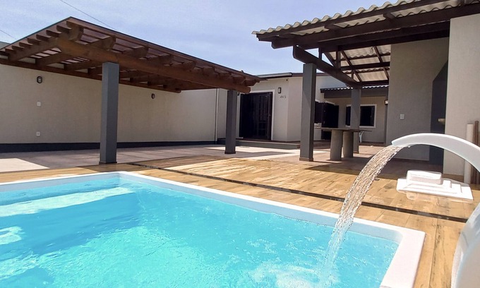 Capao da Canoa House | Cozy Two-Bedroom House with Ocean View in Capão Da Canoa