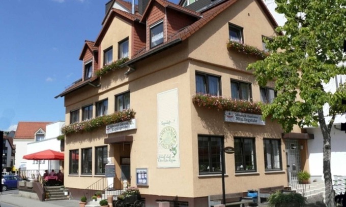 Erbach Cottage | Comfortable Single Room at Odenwald-Gasthaus Mümlingstube
