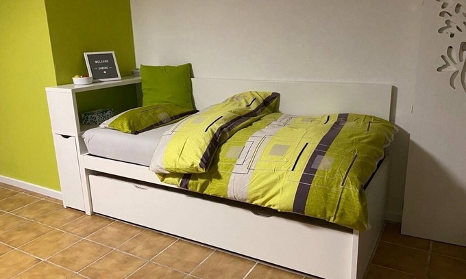 Fuldabruck Apartment | Single room for 2 guests with 55m² in Fuldabrück (295398)