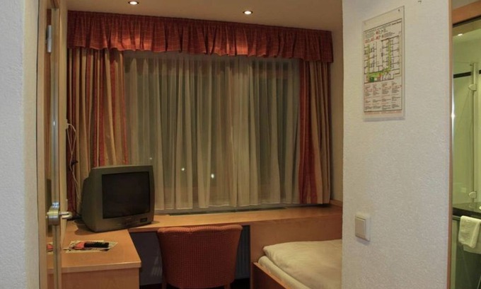 Seefeld Pedestrian Zone House | Ideal Single Room at Das Kaltschmid - Familotel Tirol