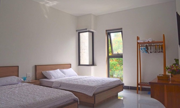 Tuy Hoa House | Welcome to CHICHI HOUSE: Family-Friendly Getaway!