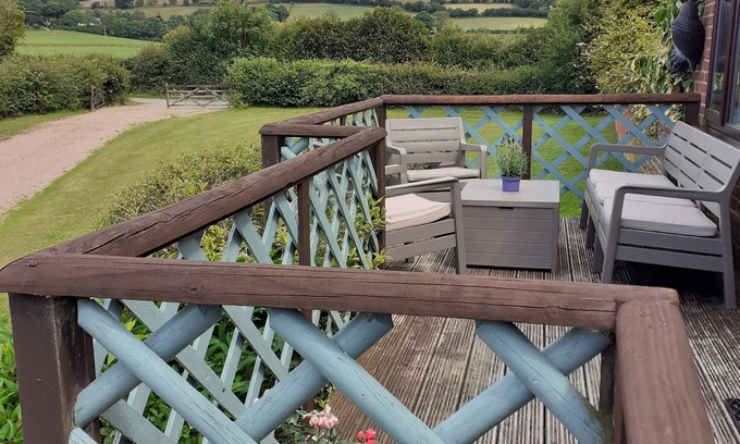 Sollers Hope Cottage | Pet-Friendly Cottage with Hot Tub in Scenic Rural Retreat