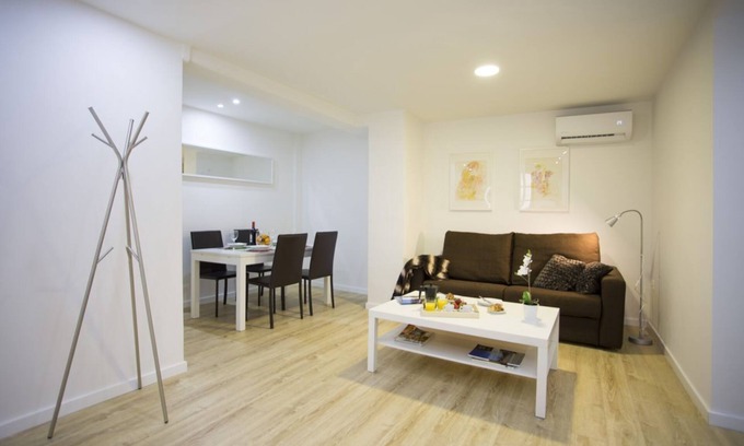 La Seu Apartment | Relaxing Getaway at Singular Stays El Micalet with Ocean View