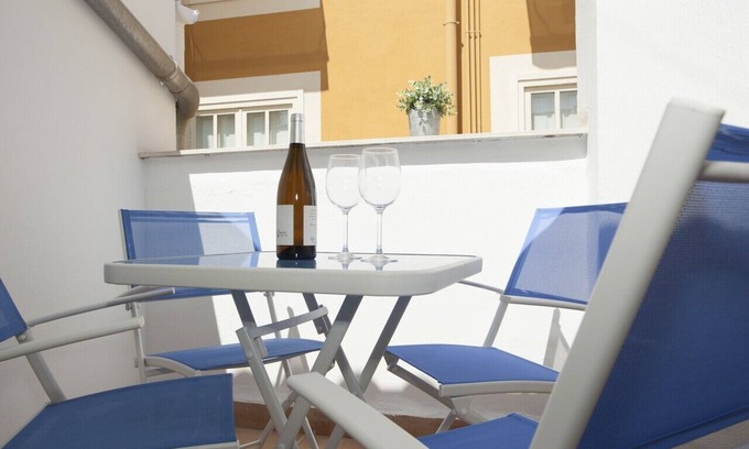 La Xerea Apartment | Experience Comfort at SingularStays Comedias III Hotel