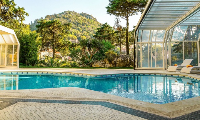 Sintra House | Elegant Sintra Marmòris Palace: Guest Rated 9.8 & Spa Access