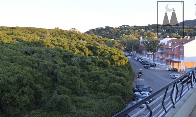 Santa Maria e Sao Miguel Apartment | Sintra Stylish Apartment