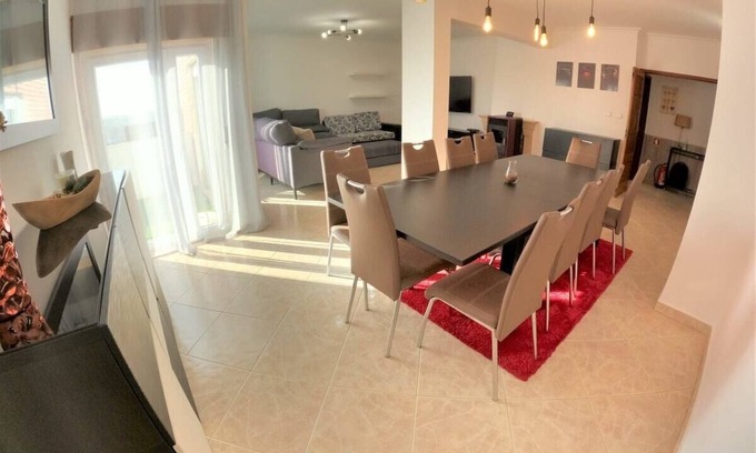 Algueirao - Mem Martins Apartment | Enchanting Sintra T3 Duplex with Balcony & Breathtaking Views