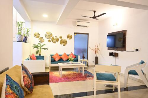 Marna Villa | Elegant Siolim Villa with Private Pool near Anjuna Beach