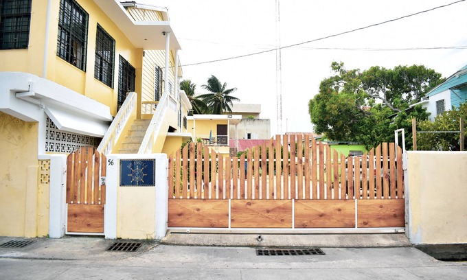 Belize City House | Top-Rated Sir Angel's Guesthouse with Family-Friendly Amenities