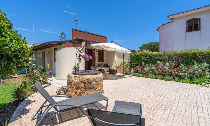 Arenella Apartment | Ocean View Retreat at Siracusa Mare - Guest Rated 10/10