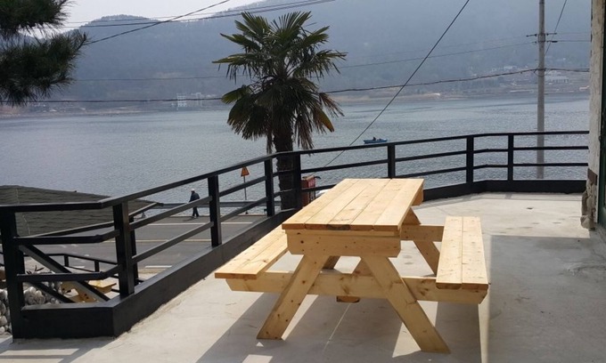 Changwon House | Family-Friendly Stay at Sirak Pension with Kitchen Access