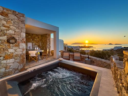 Karavostasis House | Family-Friendly Sirocos: 4-Star Hotel with Top Ratings