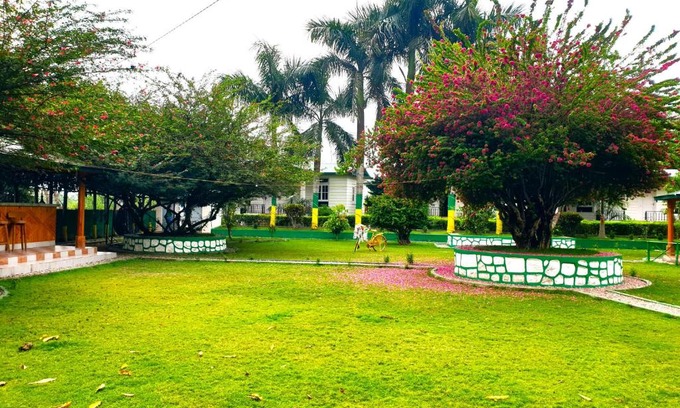 Devachuli Apartment | Pet-Friendly Retreat at Sishawar Chitwan Tiger Resort
