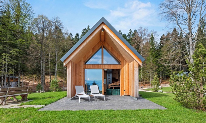 Cavareno Ski Chalet | Experience Sissi Chalet Prinzessin with Ocean Views
