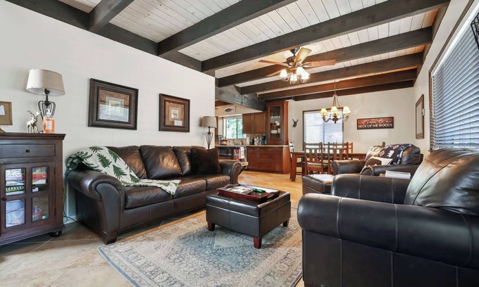 Sierra Cedars Cabin | Inviting Sister Bear Cabin with Lake View & Family Amenities