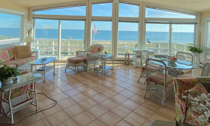 Cottage Line House | "Sisters Beach House" Direct Beach Front
