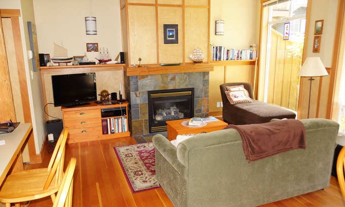 Tofino Condo | Relax by the Ocean: Walk to Chesterman Beach in Minutes