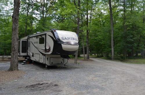 Wellsboro House | Site R Full Hookup up to 38ft Site ONLY