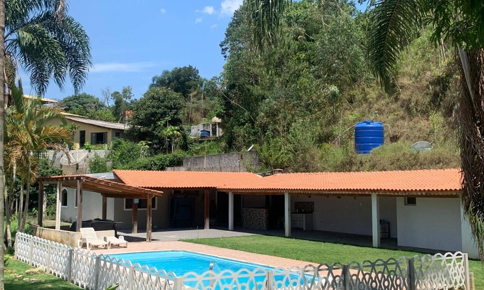 Mairipora House | Cozy Retreat for Fun and Relaxation with Family & Friends
