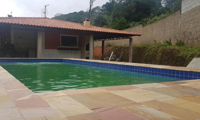 Cotia House | Experience Comfort at Sitio das Araucárias with Pool & Pets