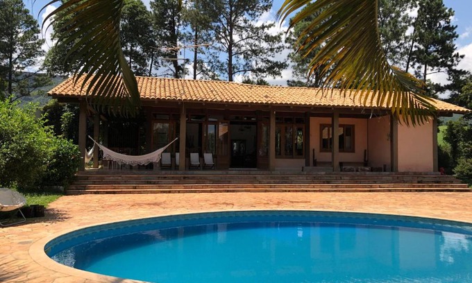 Mateus Leme House | Discover Sitio das Posses: 4-Star Oasis with Pool & Breakfast