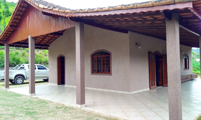 Mairipora House | Escape to Nature at Sitio R Bispo with Family-Friendly Amenities