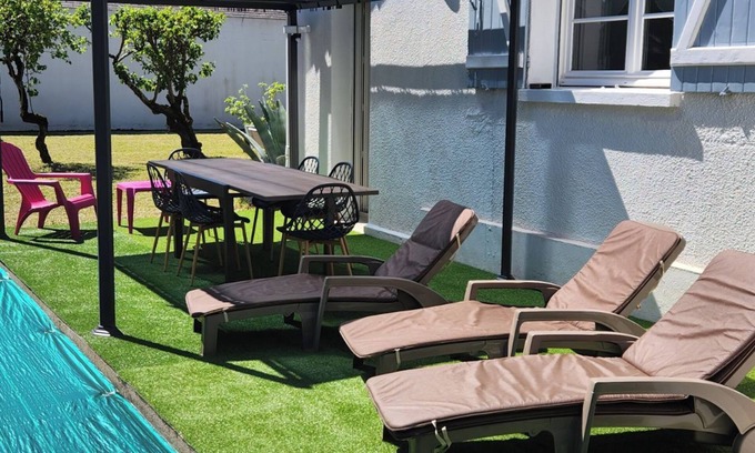 Guerande Villa | Ideal Family Getaway at Villa Joyeuse with Kitchen Amenities