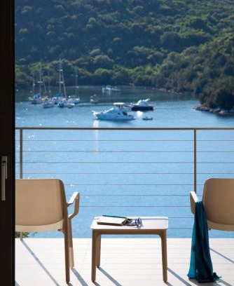 Sivota Hotel | Inviting Sivota Deamaris Boutique Hotel with Ocean View