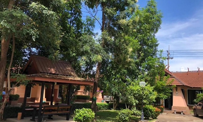Sakon Nakhon Hotel | Discover Siwasom Resort Sakon Nakhon - Family Friendly Stay