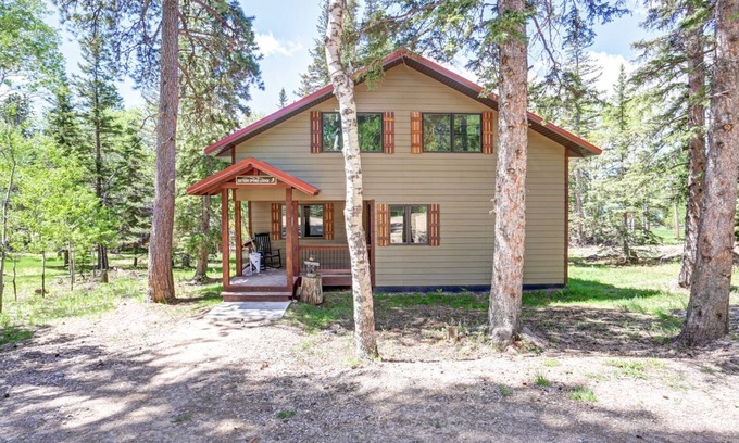 Lead Cabin | Explore Sixteen Spoke Lodge - Steps from the Slopes!