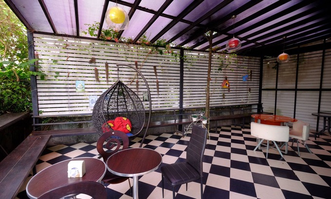 Nakhon Phanom Hotel | Experience Comfort at Sixty Nine Resort with Family Amenities
