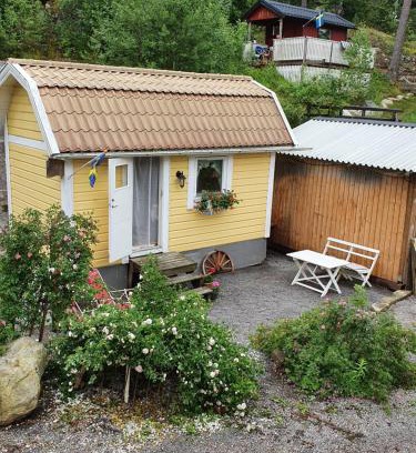 Stora Stava House | Cozy Lakefront Cabin with Ocean View & Hot Tub Retreat