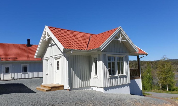 Granna Villa | Indulge at Sjöutsikten: Oceanfront Bliss & Top-Rated Stay