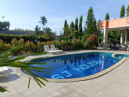 Ao Nang Apartment | Explore Sj House Hotel Aonang: Oceanfront Bliss Awaits