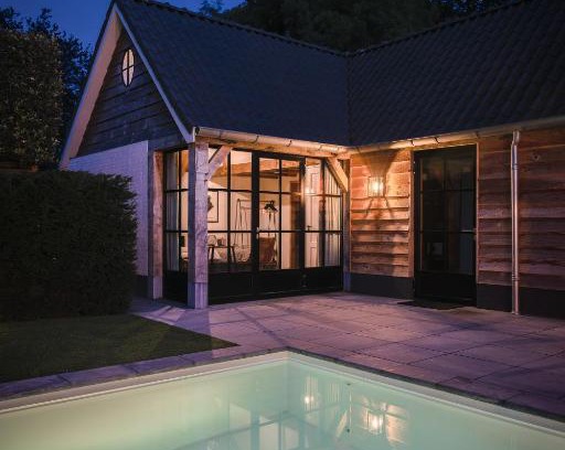 Municipality of Halderberge Bed & Breakfast | Top-Rated Sjiek Basiliek with Pool and Hot Tub Access