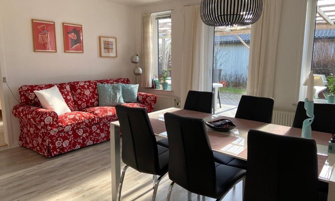 Skagen House | Pet-Friendly Skagen Retro with Ocean View & Family Amenities