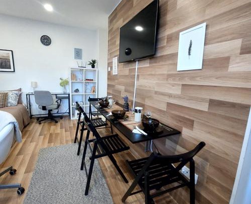 Dunaujvaros Apartment | Skandi Garzon