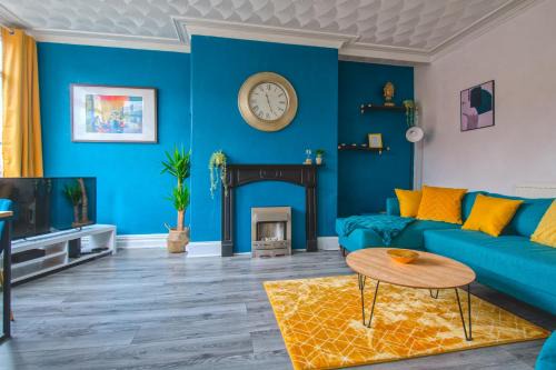 Chapeltown House | Cozy Skelton House: Family & Pet-Friendly Retreat