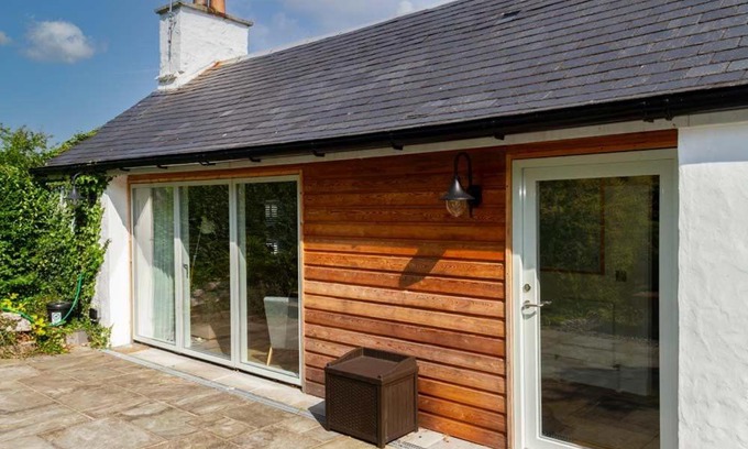 New Galloway House | Elegant Skerrow: Pet-Friendly 4-Star Retreat with Top Reviews