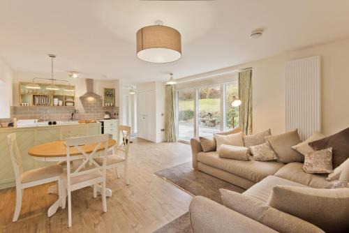 New Galloway House | Pet-Friendly Skerrow: A Family Escape with 4-Star Comfort