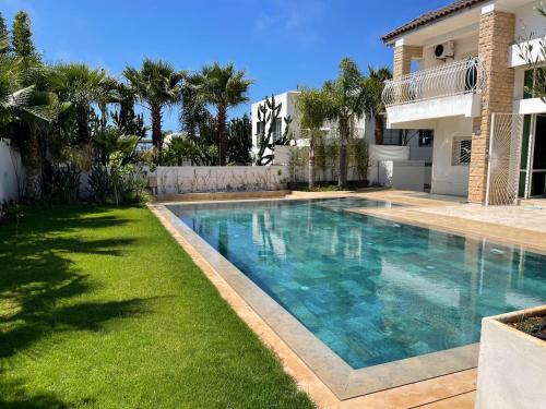 Skhirat Plage Villa | Family-Friendly Villa Zhor with Ocean View and Pool