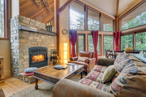 North Conway House | Inviting North Conway Mountain Cabin for Ski and Golf Fun