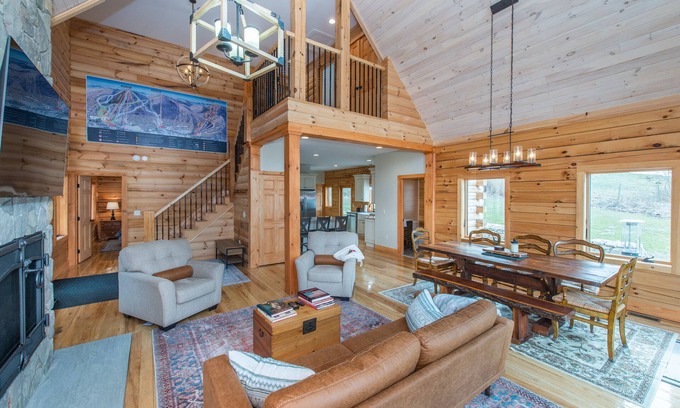 Vernon Ski Chalet | Exceptional Ski House Retreat with Hot Tub on the Slope