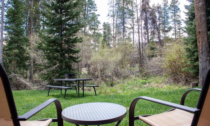 Four O'Clock Condo | Prime Ski-In Location with Hot Tub & Private Deck Access