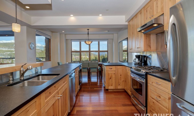 Big Sky Condo | Beaverhead Home: Ideal Location Near the Resort with Spa