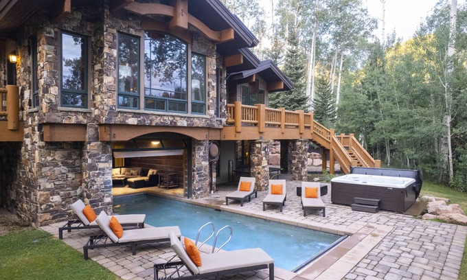 Park City House | Experience Ski-In, Hot Tub Retreat with Year-Round Pool