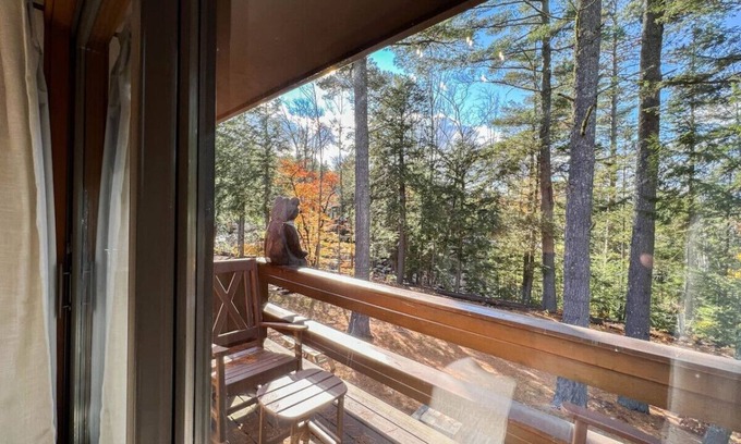 Bartlett House | Experience Ski-in/Ski-out at Attitash with Spa & Breakfast