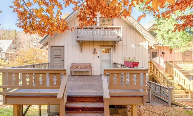 Beech Mountain Condo | Ski-In/Ski-Out Beech Mountain Family-Friendly Condo