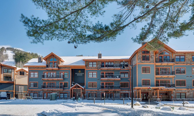 North Conway Apartment | Convenient Ski-in/Ski-out Cranmore Mountain Resort Condo